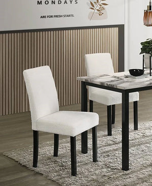 Set de Comedor con Sillas de Tela Blanca y Mesa con Acabado Tipo Mármol