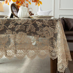Mantel Vintage con Bordado Floral