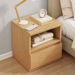 Mesa de Noche de Madera Artesanal