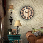 Reloj de Pared de Madera con Números Romanos